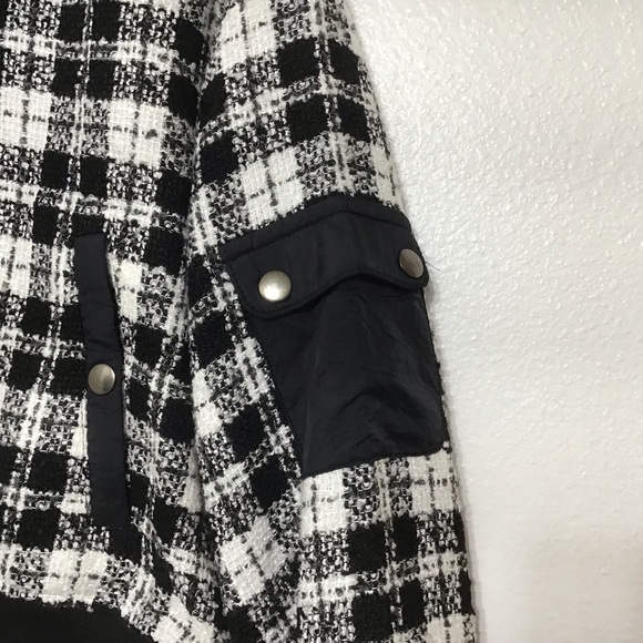 Maeve - Picture 7 of 11